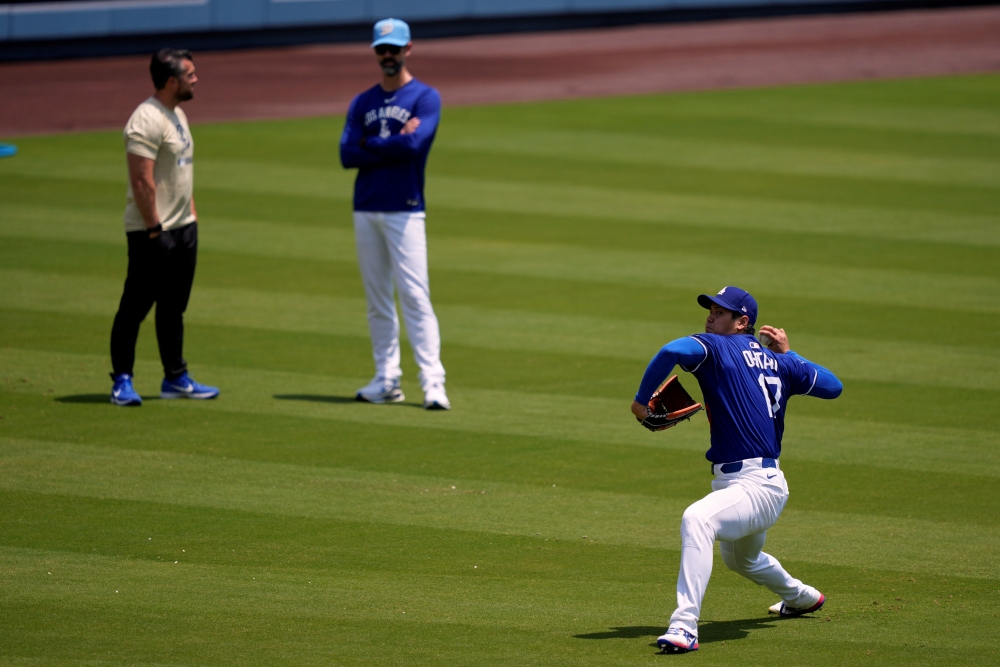 LA 다저스 오타니 쇼헤이가 17일미국 캘리포니아주 로스앤젤레스의 다저스타디움에서 열리는 2025 미국프로야구 메이저리그(MLB) 샌디에이고 파드리스와의 홈경기에 선발 등판한다. 지난 2023년 8월 이후 약 1년 10개월 만에 마운드에 오른다. AP 연합뉴스