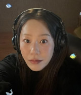 '주름 찾기가 더 어렵잖아'…고현정, 20대도 울고 갈 투명 피부
