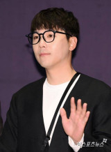 '희귀병' 이홍기, 수술 8번 하고도…다시 병원行 "엉덩이 종기 가득" (미우새)[종합]