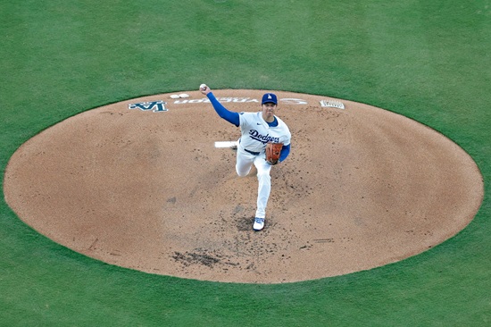 LA 다저스 오타니 쇼헤이의 마운드 복귀전에 MLBTV 중계 역사상 가장 많은 시청자가 몰렸다. 시청률은 이전 단일 경기 최고 시청률을 28%나 넘겼다. 연합뉴스