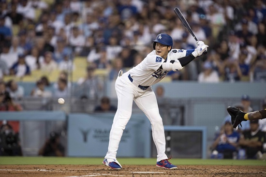 18일 다저스타디움에서 열린 샌디에이고 파드리스와 홈 경기에 1번 타자 및 지명타자로 선발 출전한 오타니 쇼헤이가 4타수 무안타 4삼진 1사구를 기록했다. 앞서 오타니가 한 경기에서 4삼진을 당한 건 LA 에인절스 시절이던 2022년 9월 7일 디트로이트 타이거스전이 마지막이다. 연합뉴스