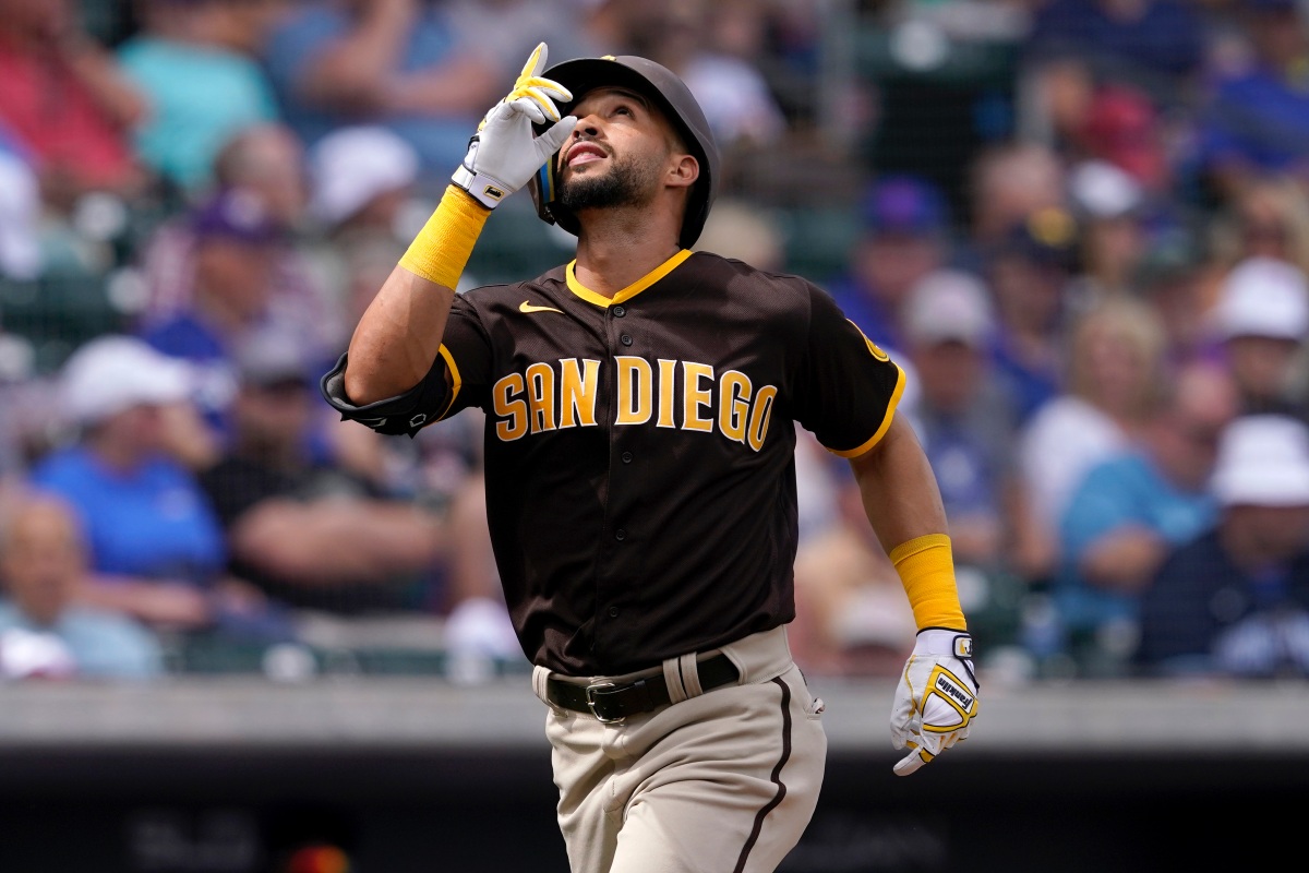 한화 이글스는 17일 우측 새끼손가락 견열골절(뼛조각 생성)로 외국인 재활선수 명단에 오른 에스테반 플로리얼의 대체 외국인 선수로 도미니카 공화국 출신의 1995년생 루이스 리베라토의 영입을 발표했다. 계약 기간은 6주이며, 계약 규모는 총액 5만 달러다. AP연합뉴스