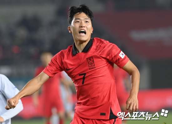 대한축구협회가 23일 보도자료를 통해 오는 7월 한국에서 열리는 2025 동아시아축구연맹(EAFF) E-1 챔피언십에 나설 남녀 축구 대표팀 명단을 발표했다. 엑스포츠뉴스DB