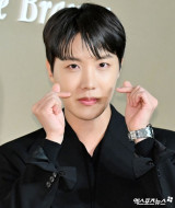 BTS's J-Hope Expresses Deep Gratitude to Fans: 'Your Support Resonates Beyond Words'