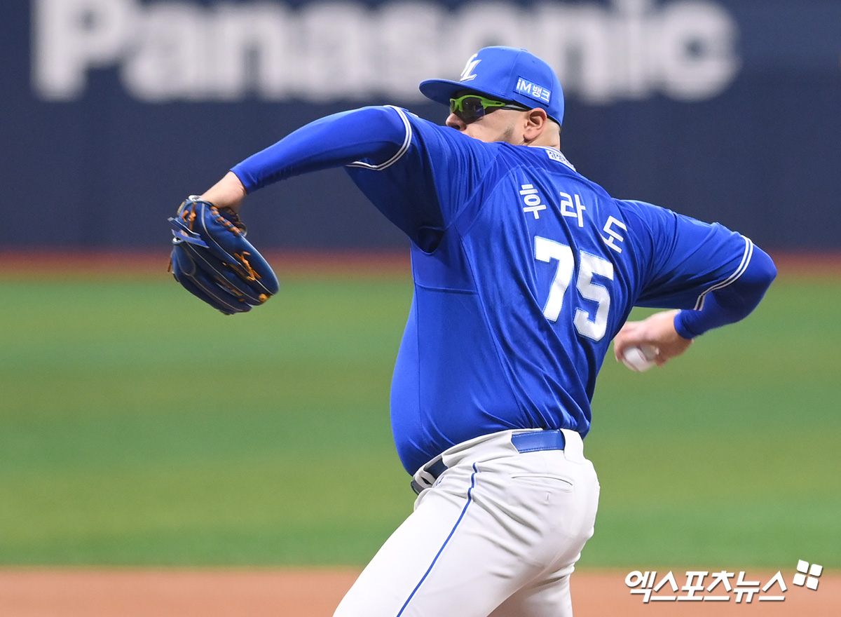 24일 대구삼성라이온즈파크에서 열릴 예정이었던 '2025 신한 SOL Bank KBO리그' 한화 이글스와 삼성 라이온즈의 경기는 대구 지역에 내린 비로 우천취소됐다. 비로 경기가 취소되면서 삼성은 최원태의 등판일을 미뤘고, 한화는 와이스가 하루를 더 휴식한 뒤 시즌 10승에 도전하기로 했다. 엑스포츠뉴스DB