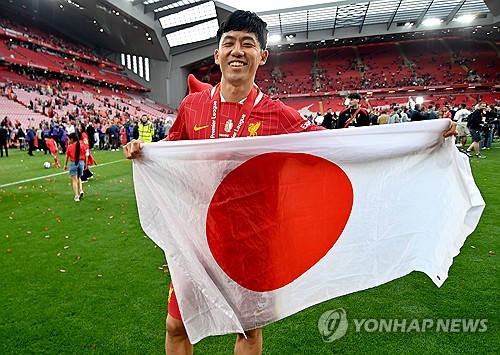 인도네시아 매체 '볼라가' 24일(한국시간) 인도네시아 축구 대표팀 베컴 푸트라가 일본 축구 대표팀 주장인 엔도 와타루와 나눴던 대화를 소개했다고 보도했다.신태용 전 인도네시아 감독이 원한던 꿈을 일본 축구 국가대표팀 주장이 응원했다는 비하인드가 전해졌다. 연합뉴스