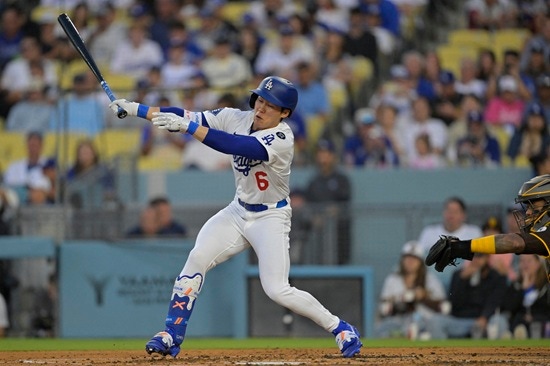 미국 메이저리그 LA 다저스의 김혜성이 25일(한국시간) 미국 콜로라도주 덴버의 쿠어스필드에서 열린 2025 메이저리그 콜로라도 로키스와 원정 경기에서 결장했다. 사진 연합뉴스