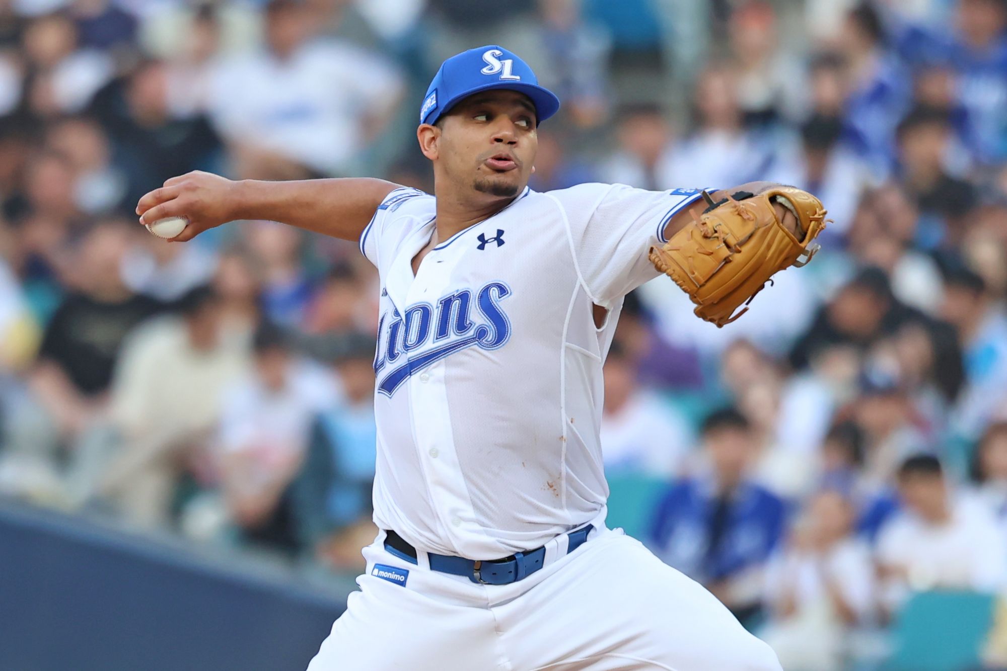 삼성 라이온즈의 새 외국인 투수 헤르손 가라비토는 26일 대구삼성라이온즈파크에서 열린 2025 신한 SOL Bank KBO리그 한화 이글스와의 홈경기에서 첫 등판, 5이닝 1피안타 무사사구 4탈삼진 무실점으로 완벽투를 펼쳤다. 삼성 라이온즈