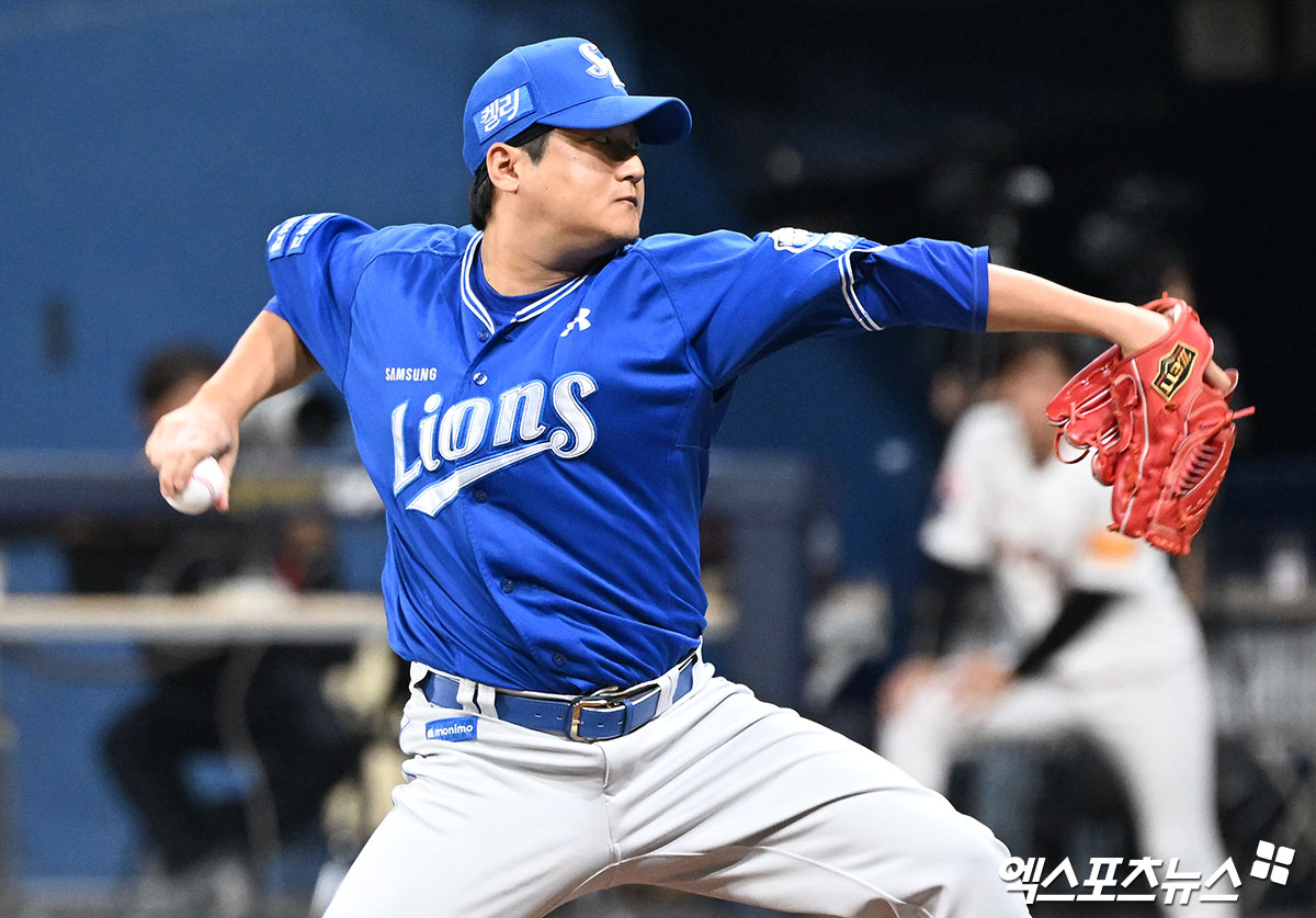 29일 오후 서울 구로구 고척스카이돔에서 열린 '2024 신한 SOL Bank KBO리그' 삼성 라이온즈와 키움 히어로즈의 경기, 8회말 삼성 최지광이 공을 힘차게 던지고 있다. 엑스포츠뉴스DB