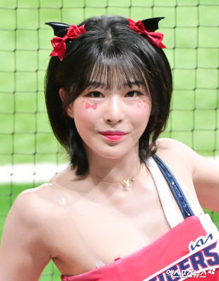 천소윤 치어리더 ‘예쁨 가득한 이목구비’[엑's HD포토]