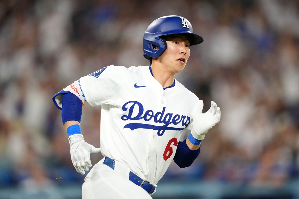 LA 다저스 김혜성이 올해 미국 메이저리그 정규시즌 경기에 출전해 주루하고 있다. REUTERS 연합뉴스