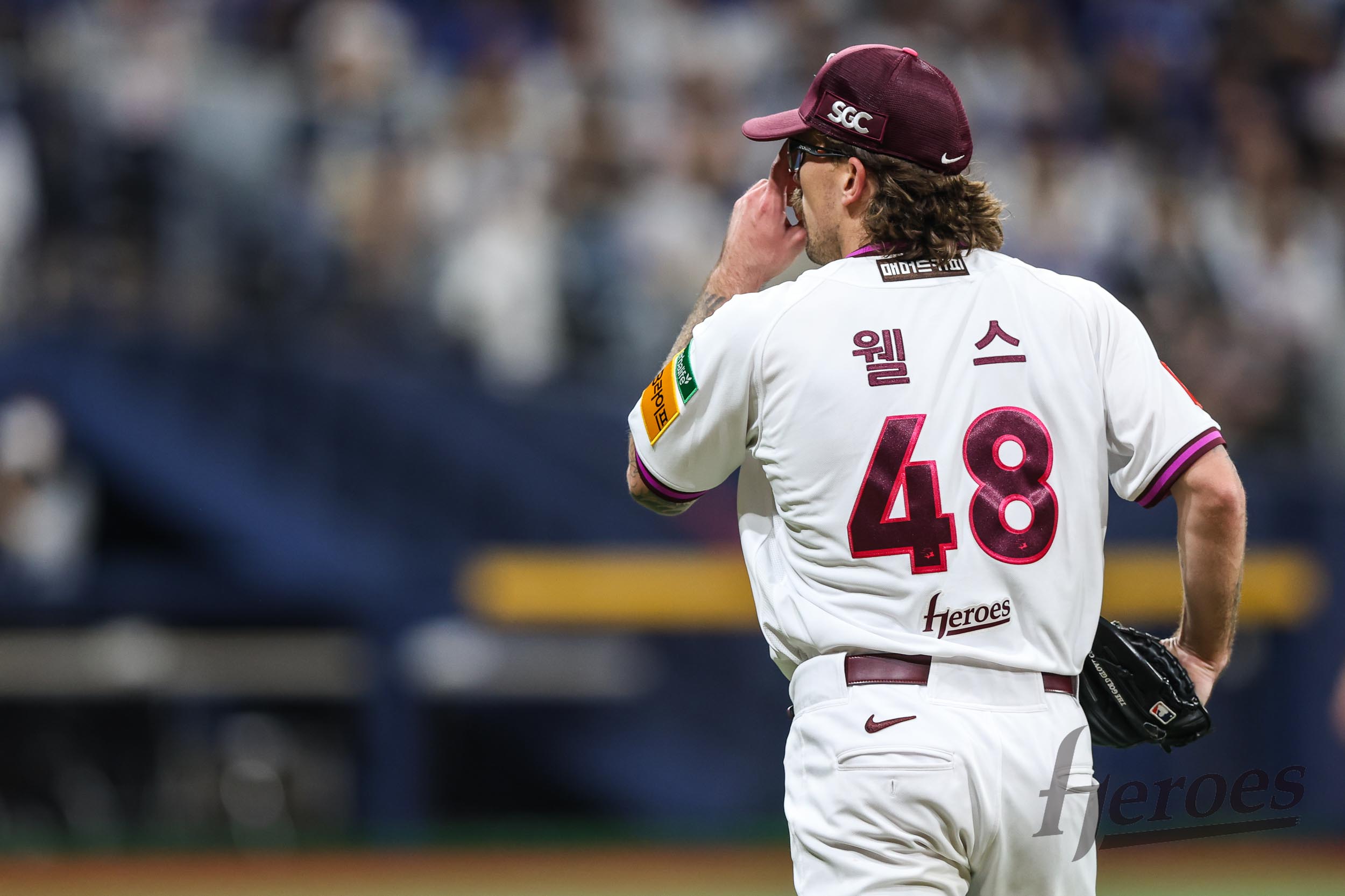 29일 오후 서울 구로구 고척스카이돔에서 열린 2025 신한 SOL Bank KBO리그 삼성 라이온즈와 키움 히어로즈의 경기, 키움 선발 라클란 웰스가 5이닝 5피안타 2사사구 2탈삼진 2실점을 기록하고 KBO리그 데뷔 첫 승을 챙겼다. 키움 히어로즈