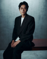'오겜3' 감독 "무당 왜 넣었냐고? 韓 상징…정치권에도 있지 않나" [엑's 인터뷰]