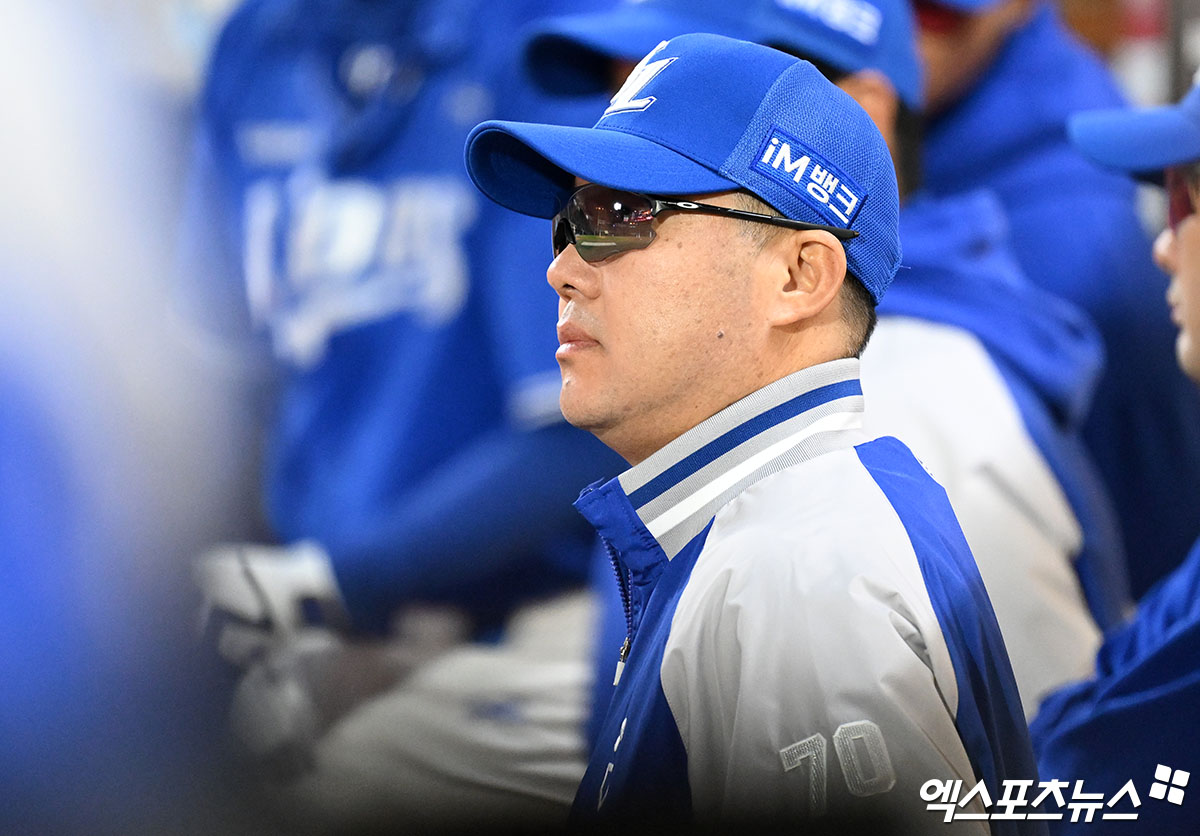 29일 오후 인천SSG랜더스필드에서 열린 '2025 신한 SOL Bank KBO리그' 삼성 라이온즈와 SSG 랜더스의 경기, 삼성 박진만 감독이 경기를 지켜보고 있다. 엑스포츠뉴스 DB