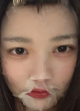IVE's Jang Wonyoung Captivates Fans with Stunning Personal Photo Collection