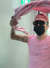 G-Dragon Shines with Effortless Style in Everyday Moments
