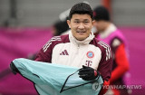 韓 넘어 아시아 최초 대역사!…김민재 해냈다! 세계적 명문 FC바르셀로나 러브콜→레바뮌 2개 구단 '1호' 되나