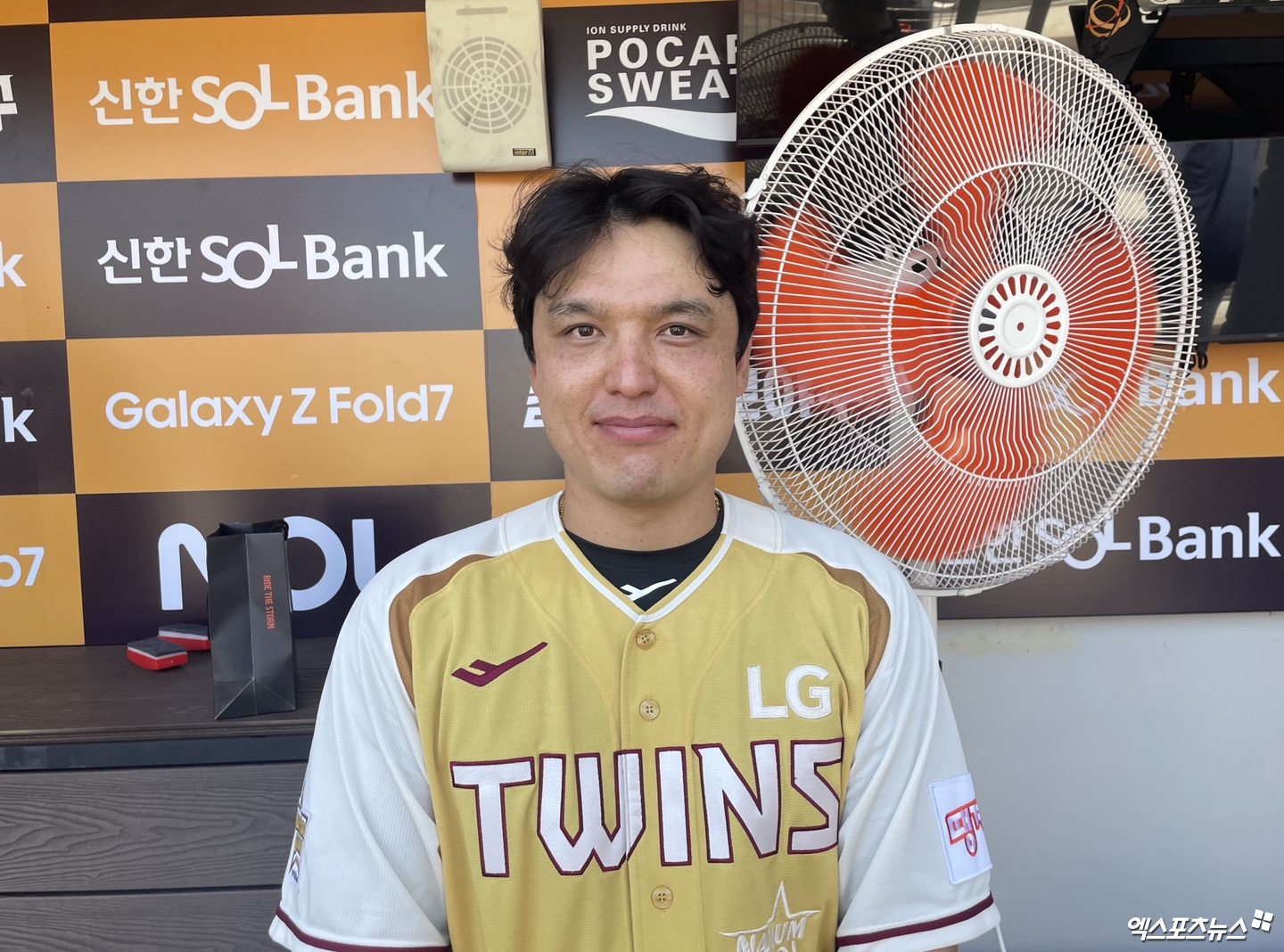 LG 트윈스 박동원이 12일 대전 한화생명 볼파크에서 열릴 2025 신한 SOL Bank KBO 올스타전을 앞두고 취재진과 인터뷰에 응하고 있다. 엑스포츠뉴스 대전, 김유민 기자