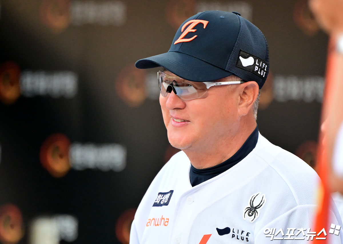 김경문 감독이 이끄는 한화 이글스가 2025시즌 전반기를 52승33패2무, 승률 0.612를 기록했다. 올스타 휴식기를 1위로 맞이하고 한국시리즈 직행을 향한 발판을 마련했다. 사진 엑스포츠뉴스 DB
