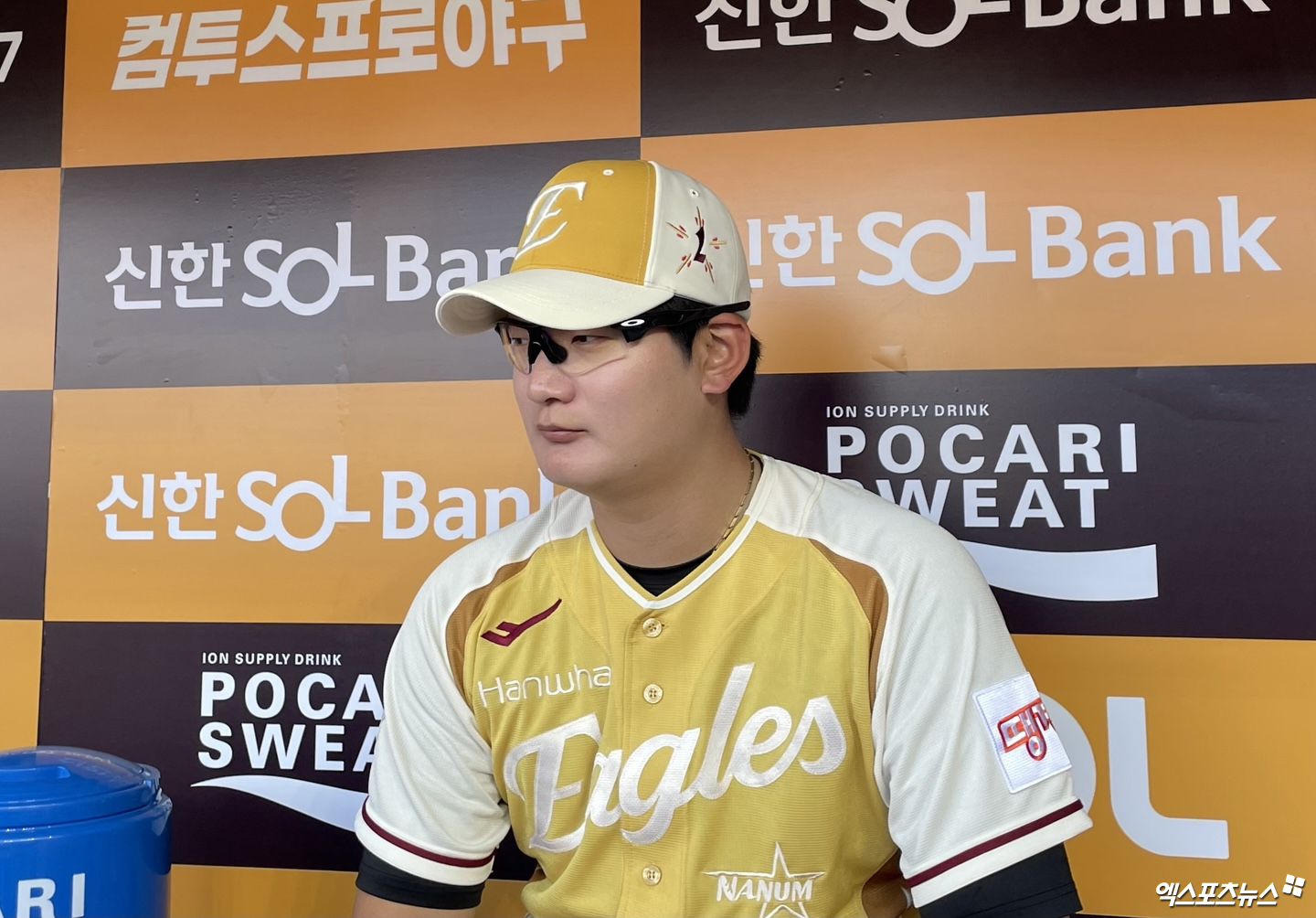 한화 이글스 김서현이 지난 12일 대전 한화생명 볼파크에서 열린 2025 신한 SOL Bank KBO 올스타전을 앞두고 취재진의 인터뷰에 응하고 있다. 엑스포츠뉴스 대전, 김유민 기자