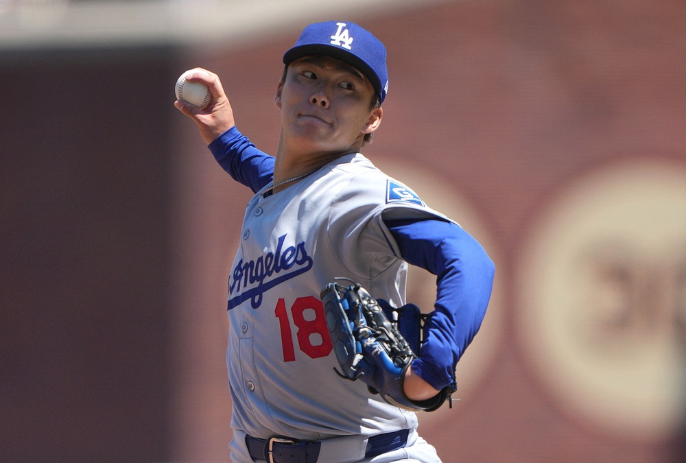 미국 메이저리그 LA 다저스의 일본인 투수 야마모토 요시노부가 14일(이하 한국시간) 미국 캘리포니아주 샌프란시스코 오라클 파크에서 열린 2025 미국 메이저리그(MLB) 샌프란시스코 자이언츠와의 원정 경기에 선발등판, 7이닝 무실점으로 호투했다. 사진 연합뉴스