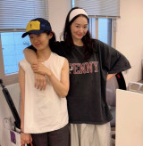 신민아, 제 뒤에 있어서 얼굴 작은 겁니다…얼마나 소두길래 이런 해명을