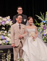 이상민, 김준호♥김지민 뒤 밝은 웃음…새 신랑의 여유 행복하자 