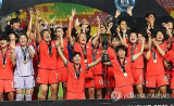 한국이 우승, 우리가 3등? 日 열도 대충격!…일본 女 축구, 동아시안컵 3연패 좌절→중국보다 순위 낮다 우승커녕 3위라니 팬들도 당황