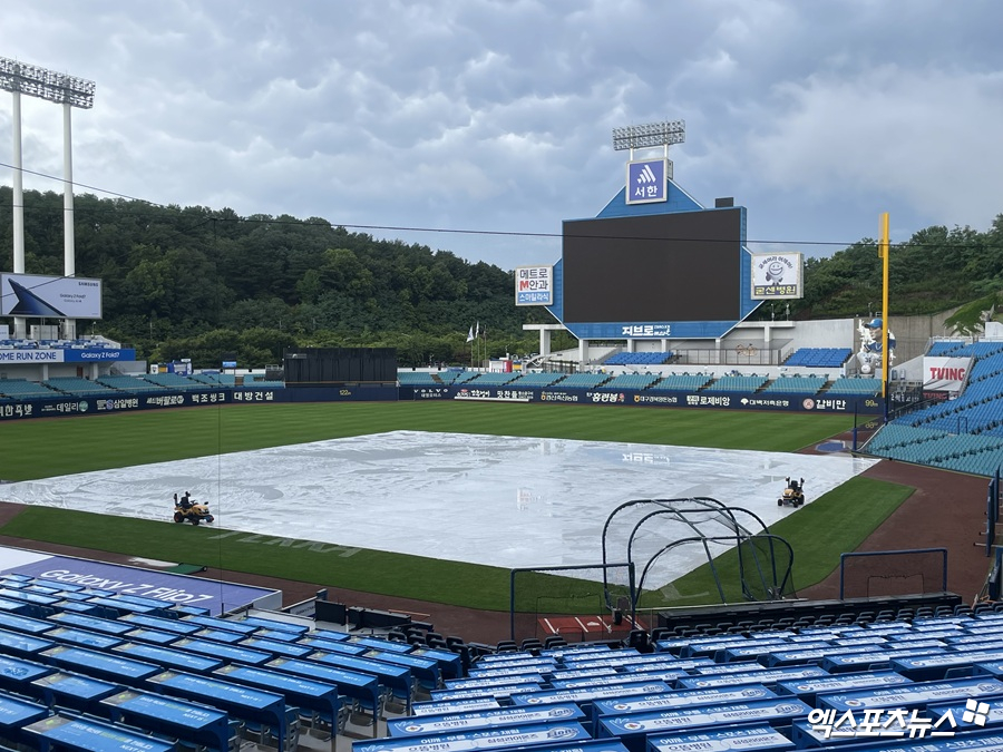 19일 삼성 라이온즈와 키움 히어로즈의 KBO리그 정규시즌 맞대결이 열릴 예정이었던 대구 삼성라이온즈파크. 두 팀의 경기는 우천으로 취소됐다. 대구, 최원영 기자