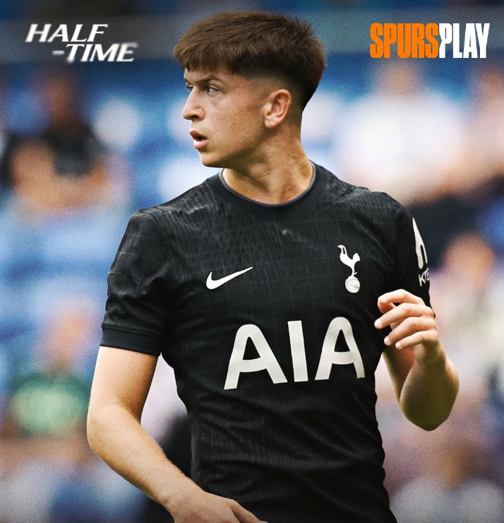 손흥민은 지난 19일 레딩과의 프리시전 친선 경기에서 경기장을 누빈 45분 동안 총 25번의 볼 터치를 기록했으나, 3회의 드리블 시도는 모두 실패로 돌아갔고, 14회의 패스 중 정확한 패스는 9회에 불과했다. 패스 성공률은 64%로 낮았고, 총 11회나 공을 빼앗겼다. 이에 영국 매체 TBR 풋볼은 해당 수치를 이유로 토트넘이 이번 여름 손흥민에게 적절한 이적 제안이 도달할 경우 매각을 고려하고 있다고 분석했다. 토트넘