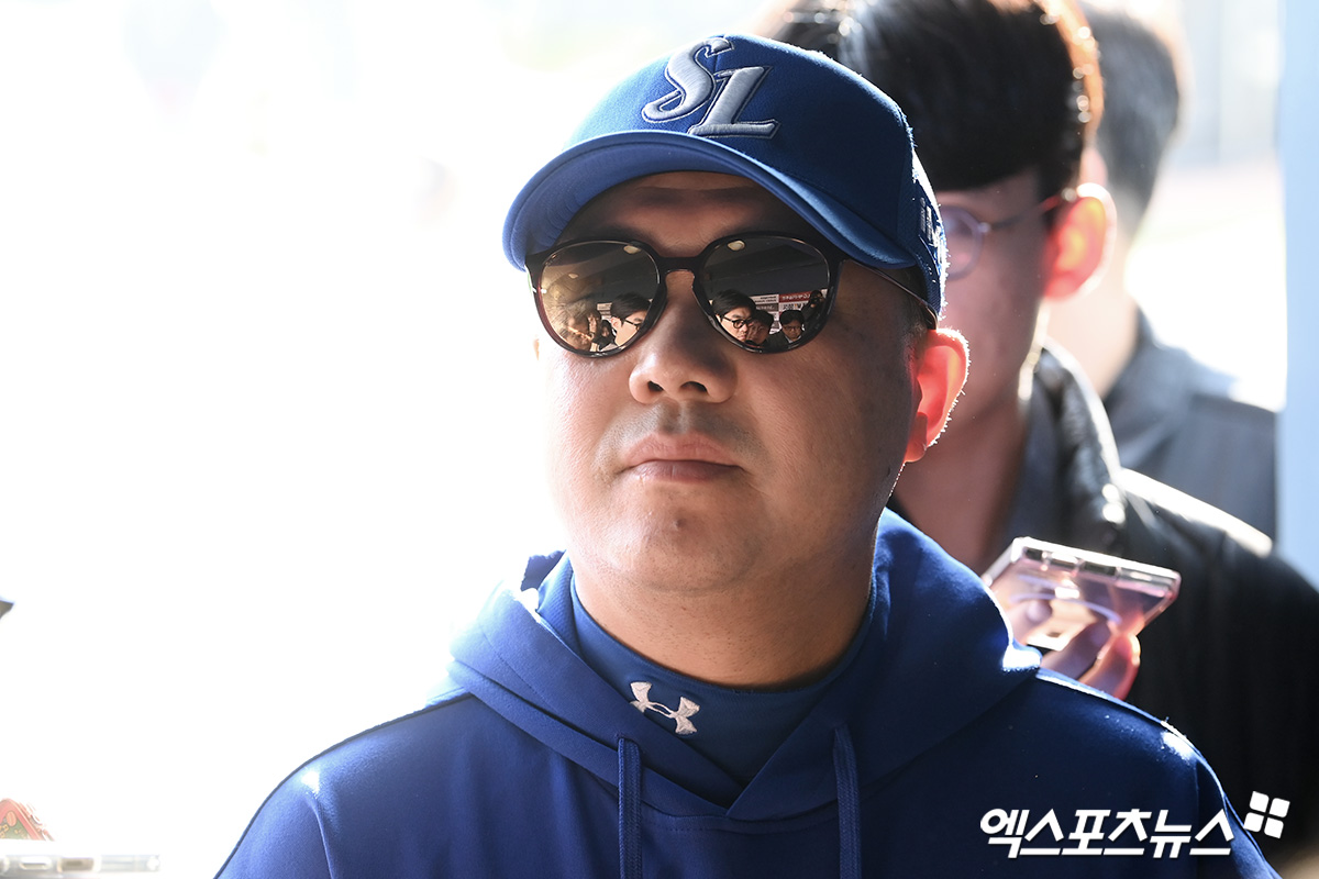 15일 오후 서울 송파구 잠실야구장에서 열리는 '2025 신한 SOL Bank KBO리그' 삼성 라이온즈와 LG 트윈스의 경기, 삼성 박진만 감독이 인터뷰를 하고 있다. 엑스포츠뉴스 DB