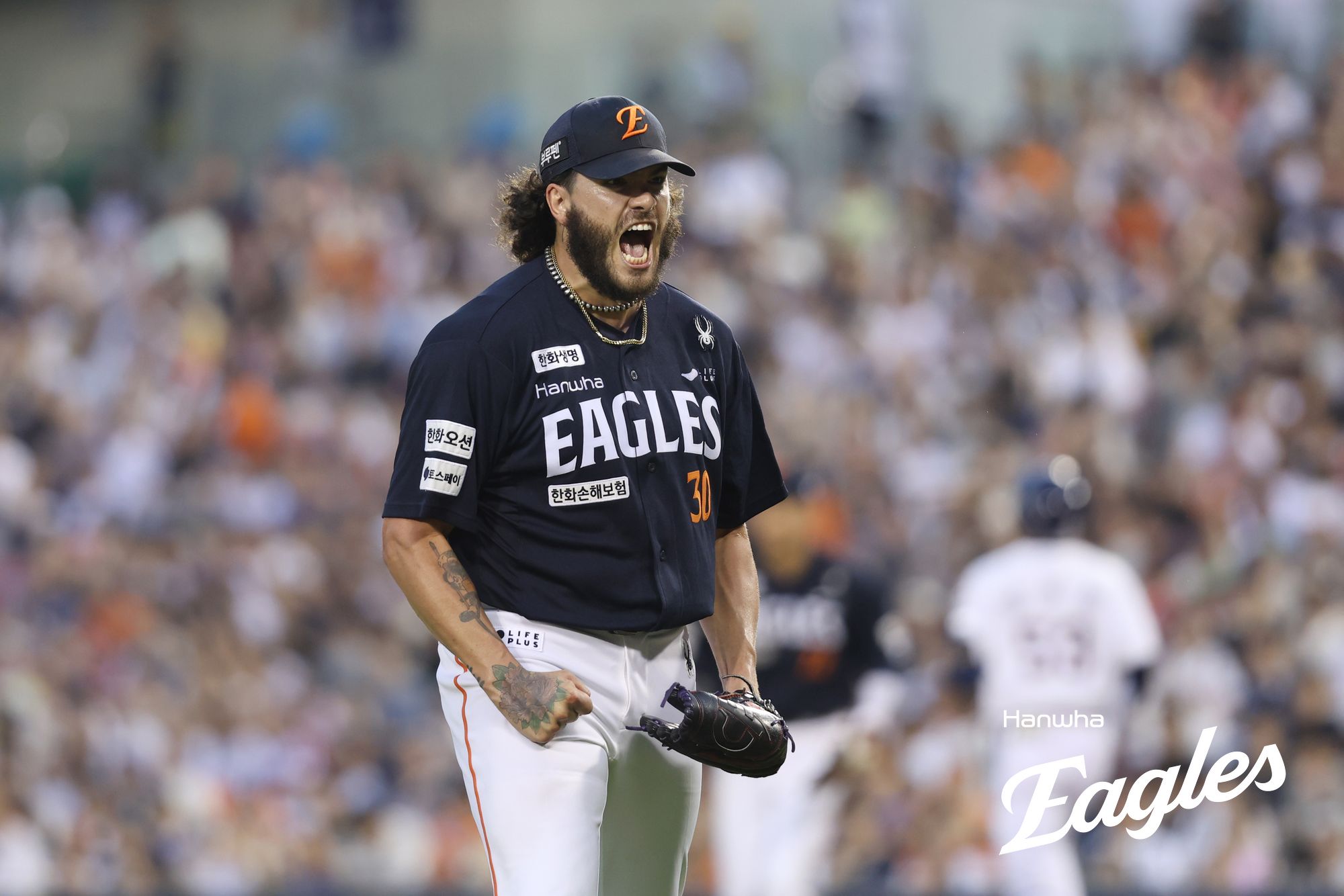 한화 이글스 선발투수 코디 폰세가 24일 잠실 두산 베어스전에 등판해 포효하고 있다. 한화 이글스