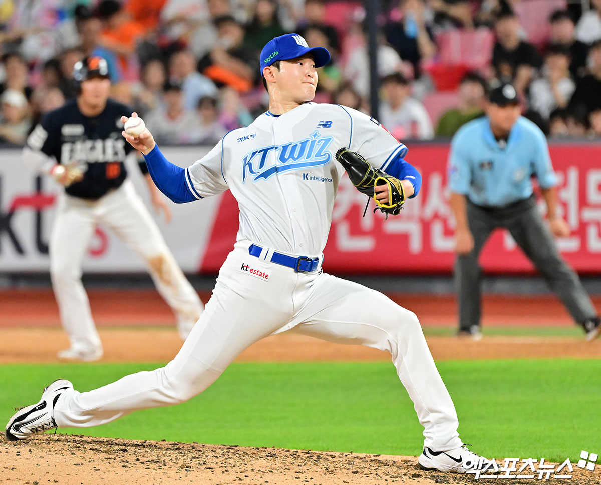 KT 위즈 배제성이 올해 정규시즌 경기에 등판해 역투하고 있다. 엑스포츠뉴스 DB