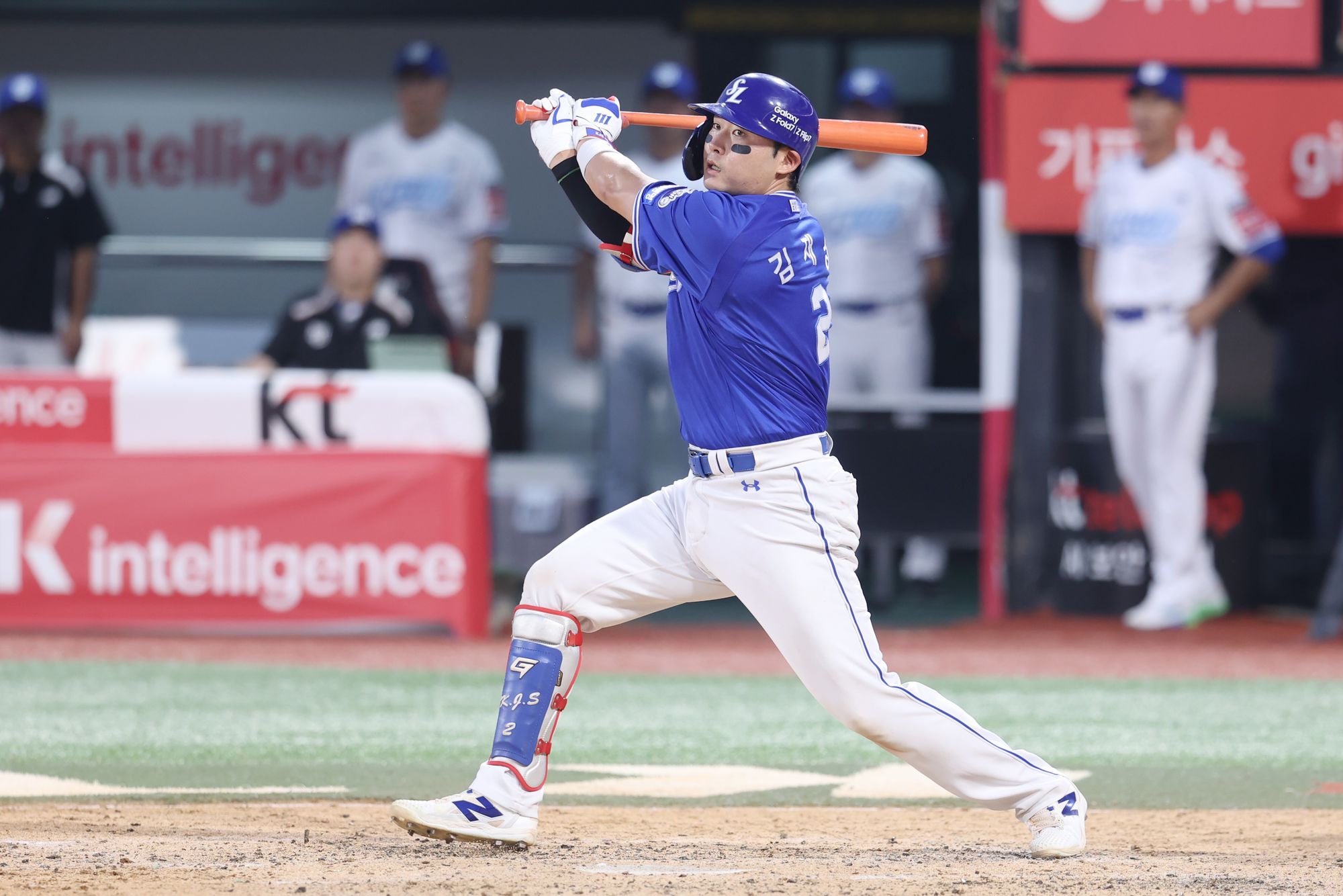 삼성 라이온즈 포수 김재성이 올해 정규시즌 경기에 출전해 타격하고 있다. 삼성 라이온즈