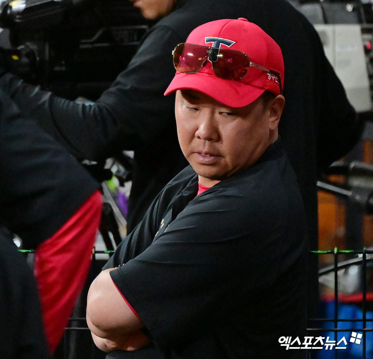 이범호 감독이 이끄는 KIA 타이거즈가 26일 부산 사직야구장에서 열린 2025 신한 SOL Bank KBO리그 롯데 자이언츠와의 팀 간 11차전에서 4-9로 패배, 5연패에 빠졌다. 사진 엑스포츠뉴스 DB