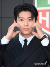 덱스, '연기력 논란' 예상했나…심경 "난 굴러온 돌, 밑천 드러나면 안되니까 대사 없어 골랐는데" [엑's 이슈]