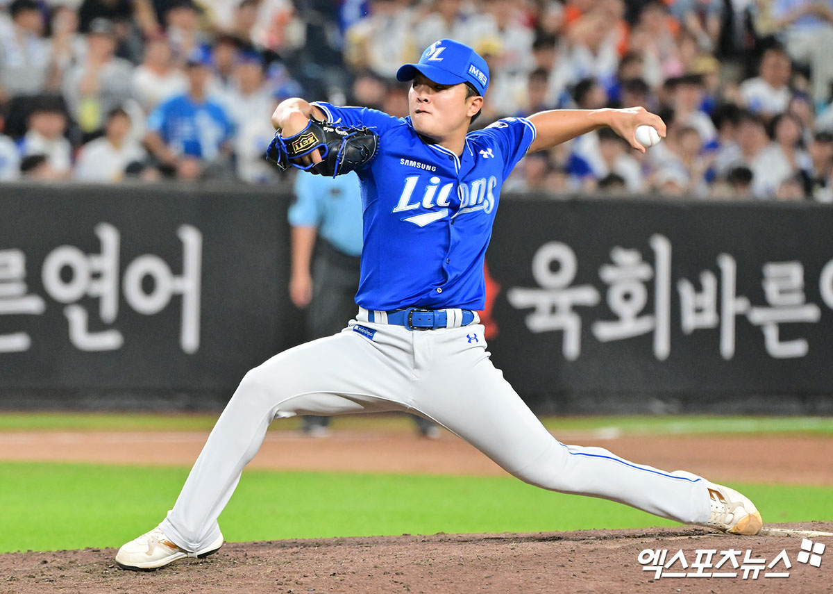 삼성 라이온즈 이승민이 지난 29일 대전 한화 이글스전에 구원 등판해 역투하고 있다. 대전, 김한준 기자