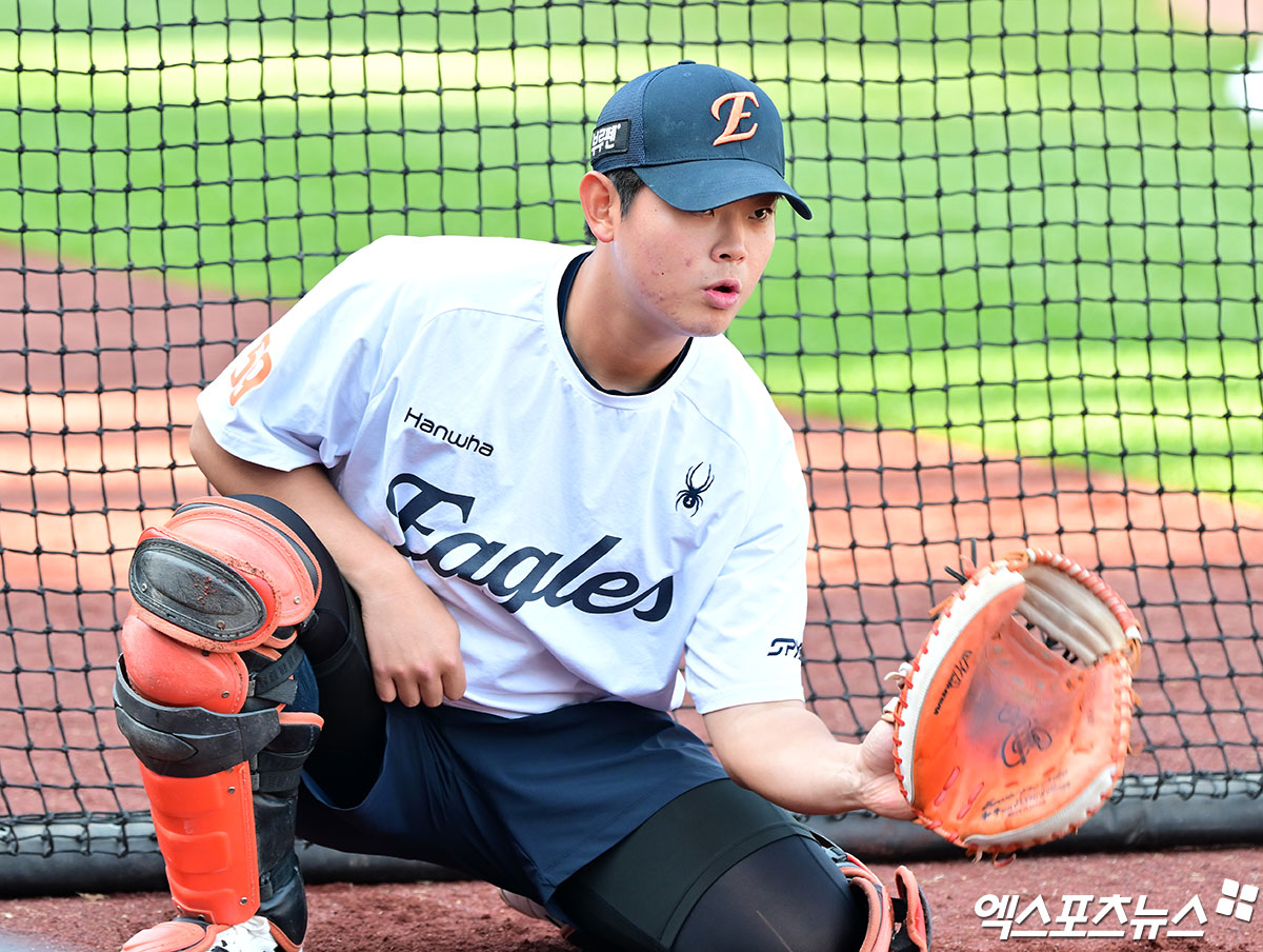 한화 이글스 포수 허인서가 올해 정규시즌 경기를 앞두고 훈련에 임하고 있다. 엑스포츠뉴스 DB
