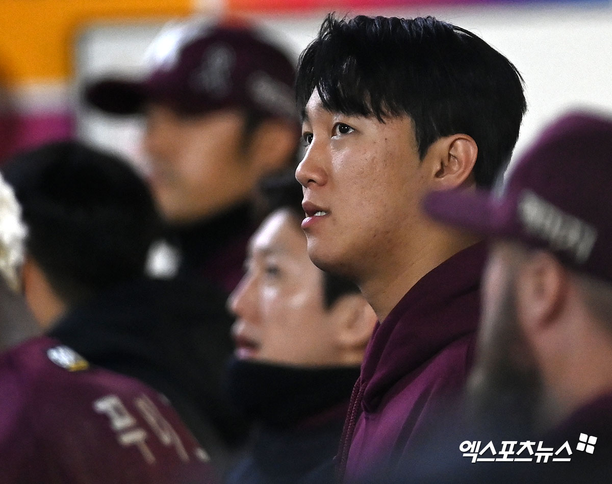 사회복무요원으로 군 복무 중인 키움 히어로즈 에이스 안우진이 2일 2군 자체 청백전에 등판, 1이닝 무실점을 기록했다. 사진 엑스포츠뉴스 DB