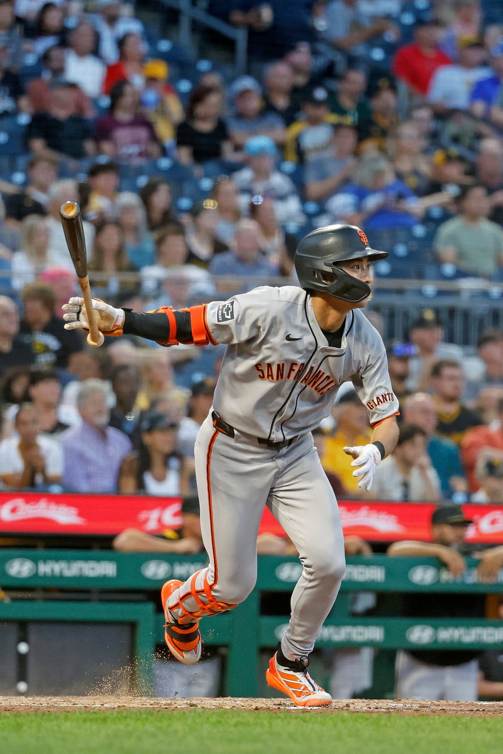 샌프란시스코 자이언츠 이정후가 5일 미국 메이저리그 피츠버그 파이리츠전에서 타격하고 있다. AFP 연합뉴스