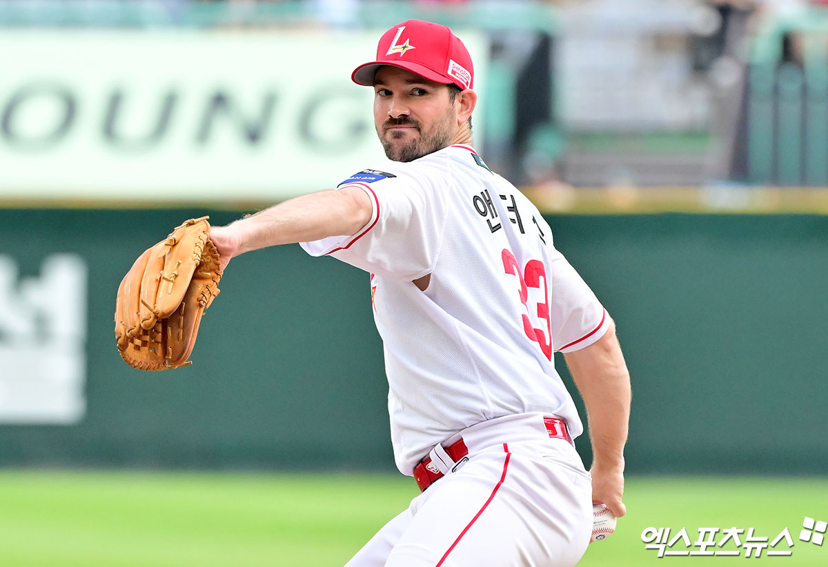 SSG 랜더스 드류 앤더슨이 6일 인천 삼성 라이온즈전에 선발 등판해 역투하고 있다. 인천, 김한준 기자