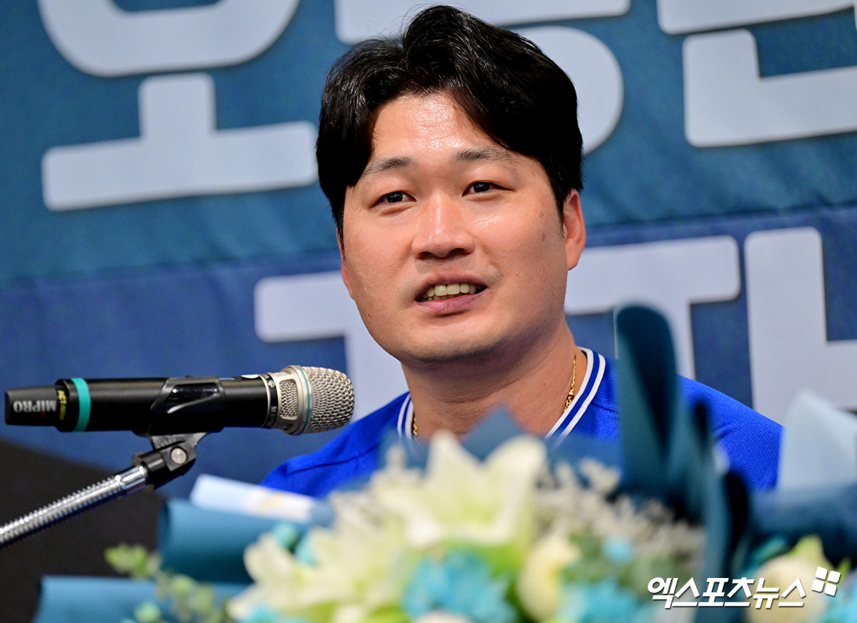 7일 오후 인천 오라카이 송도파크 호텔에서 삼성 오승환 은퇴 기자회견이 진행됐다.  삼성 오승환이 취재진의 질문에 답하고 있다. 인천, 김한준 기자