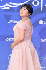 '골든' 커버 끝판왕 떴다…'부캐 부자' 이수지, 이번엔 빌보드 '정조준' [엑's 이슈]