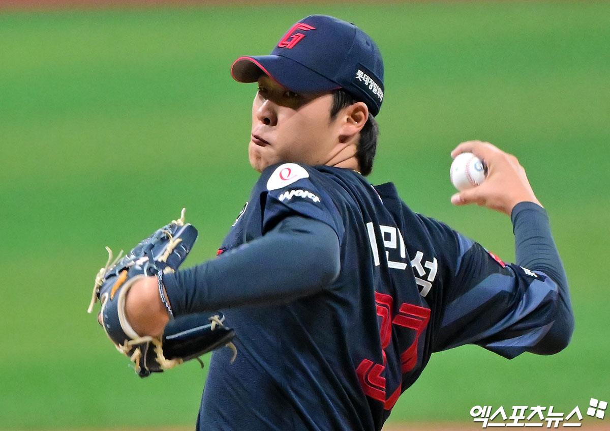 롯데 자이언츠 우완 파이어볼러 이민석이 15일 부산 사직야구장에서 2025 신한 SOL Bank KBO리그 삼성 라이온즈와의 팀 간 11차전에 선발투수로 나선다. 사진 엑스포츠뉴스 DB