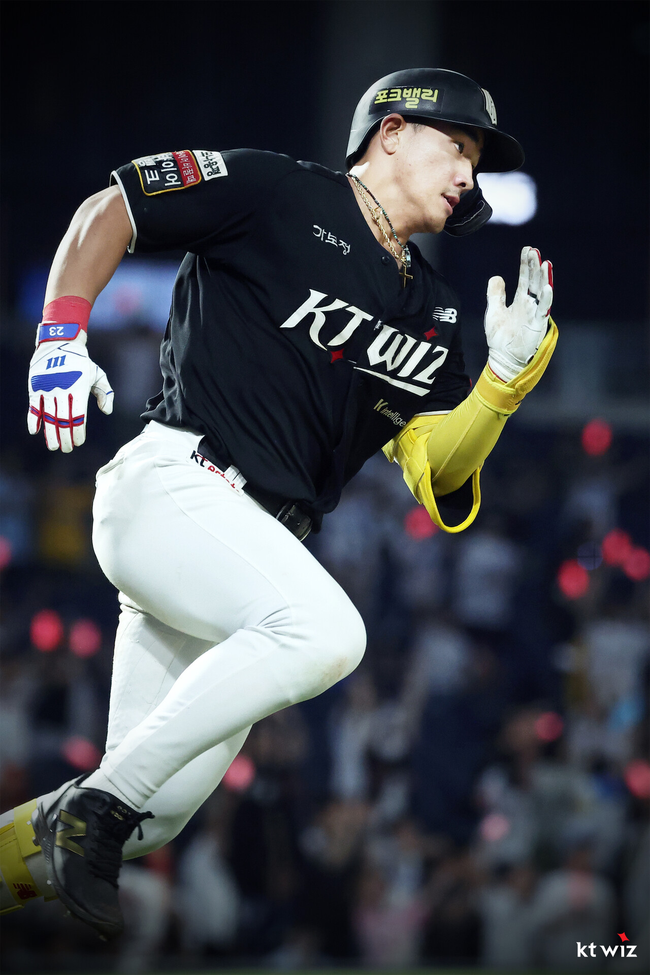 KT 위즈 안현민이 올해 정규시즌 경기에 출전해 주루하고 있다. 안현민은 지난 15일 고척 키움 히어로즈전에서 종아리를 다쳤지만 검사 결과 근육 뭉침 소견을 받았다. KT 위즈