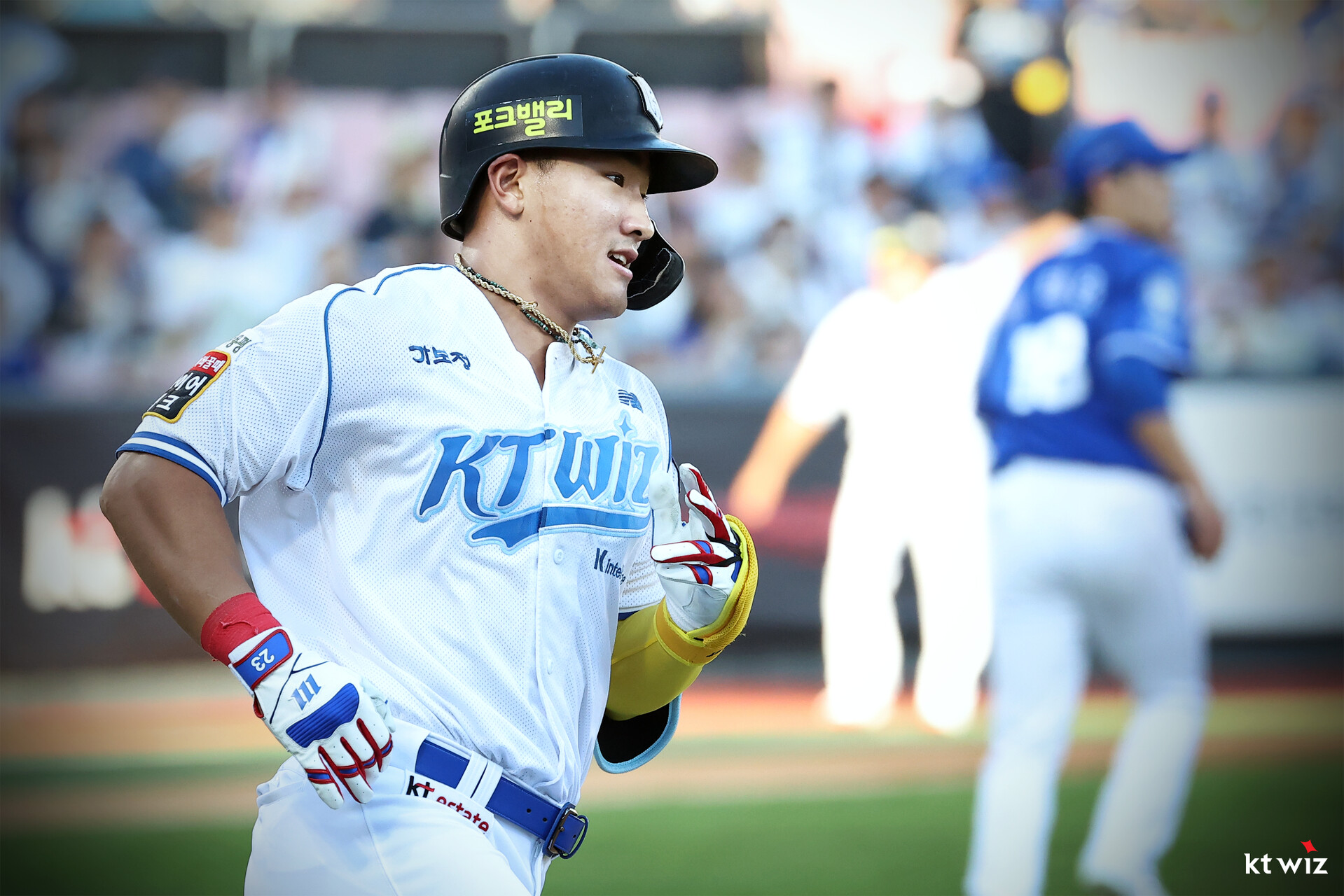 KT 위즈 안현민이 올해 정규시즌 경기에 출전해 주루하고 있다. 안현민은 지난 15일 고척 키움 히어로즈전에서 종아리를 다쳤지만 검사 결과 근육 뭉침 소견을 받았다. KT 위즈