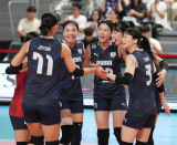한국 여자배구, '1승4패'로 진주 국제대회 마무리…16일 일본전 승리→17일 체코전 0-3 완패