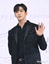 로운, 10월 27일 현역 입대 확정 7급 판정 후 재검사 [전문]