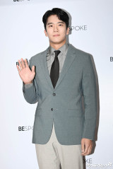Ha Seok-jin Reveals How He Spent His KRW 250 Million Netflix Prize: Gold Gifts for Castmates, Smart Investments (JTBC’s Han-kkihapshow)