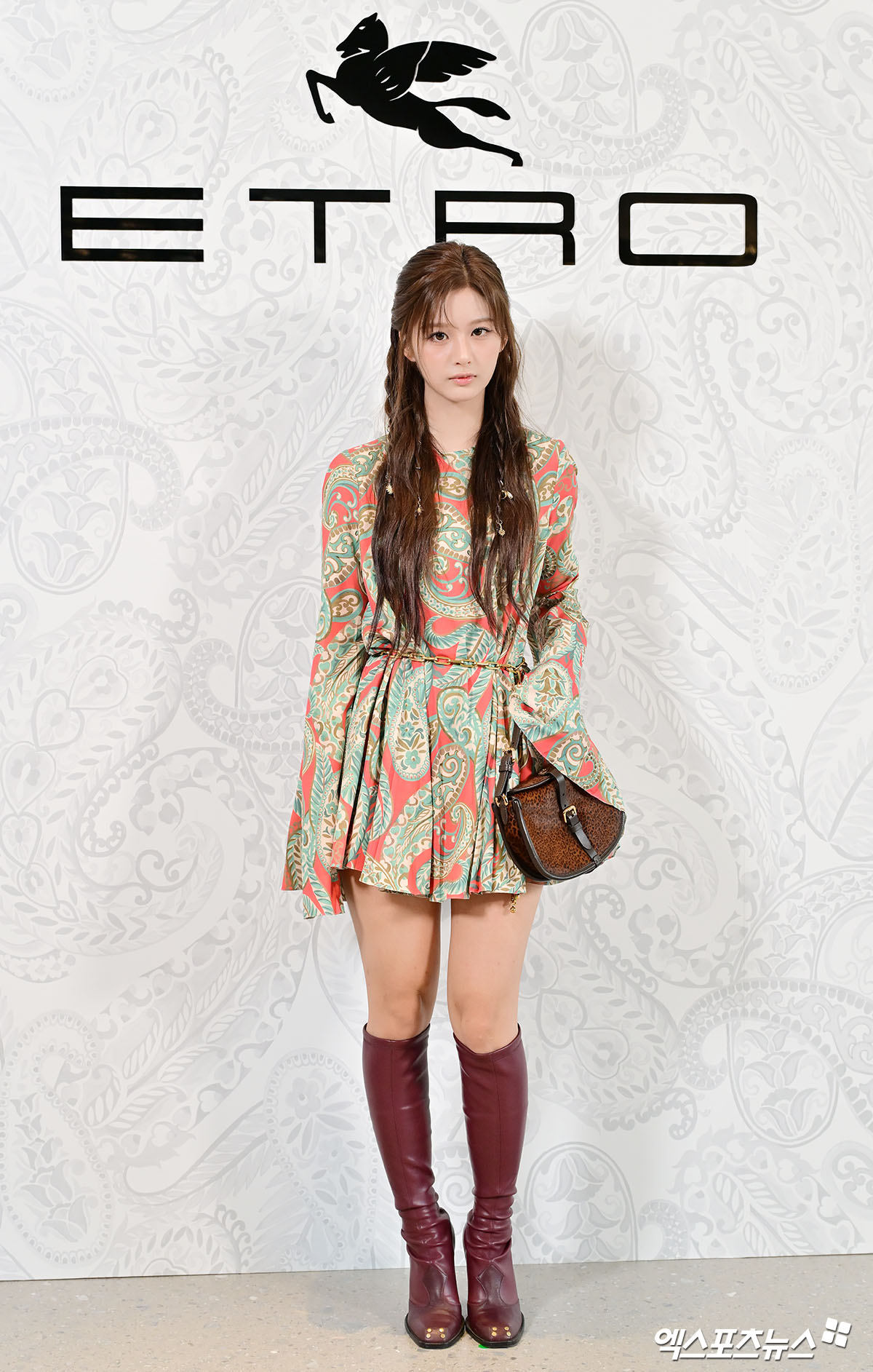 접근불가, 남다른 분위기